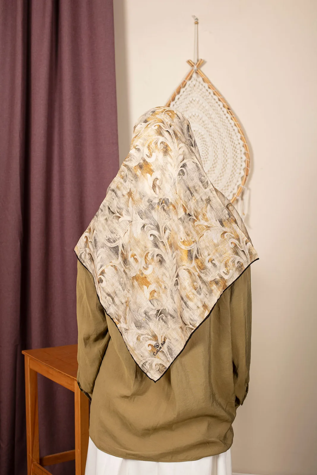 NORA EŞARP Model 3