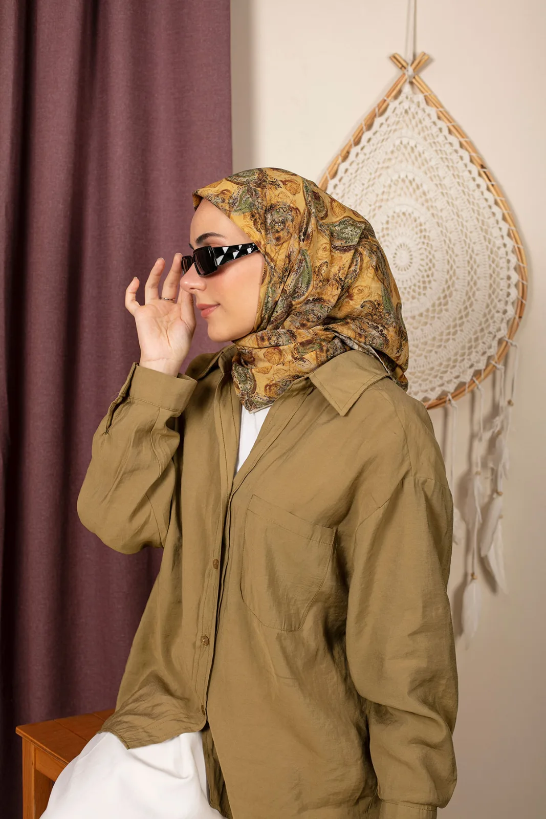 NORA EŞARP Model 2