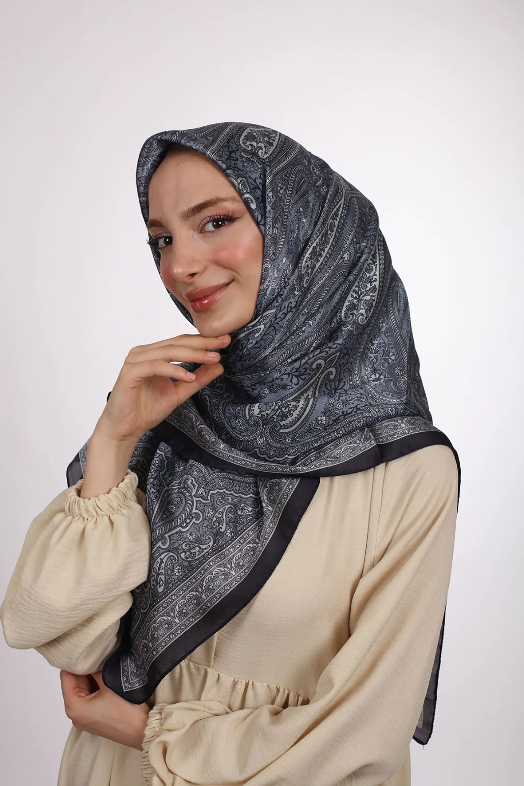 Dijital Janjan Eşarp Model 1 Renk 01
